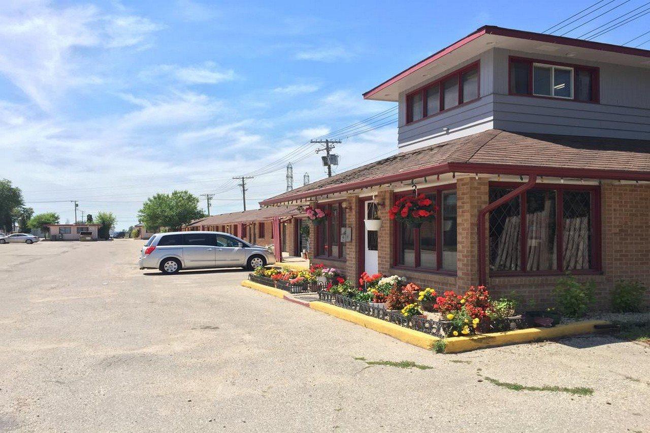 The Capri Motel Winnipeg Buitenkant foto